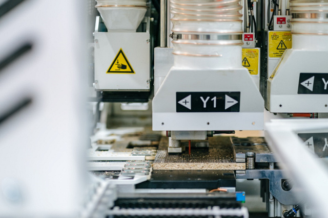 Сверлильно-присадочный центр с ЧПУ Nanxing NСB612DL