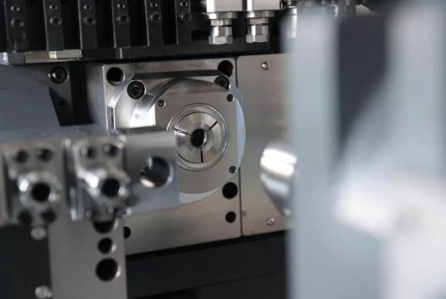 Автоматы продольного точения IRONMAC ISL-325 и ISL-326