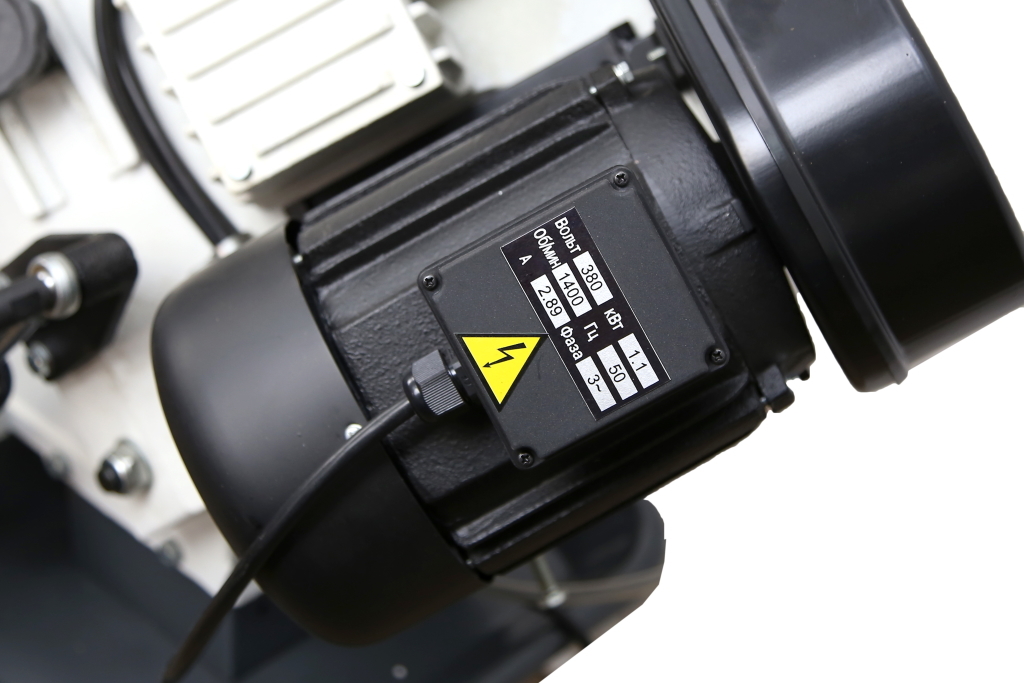 Ленточнопильный станок MetalMaster BSM-712N B20 220V