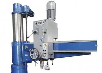 Радиально-сверлильный станок 2К550В