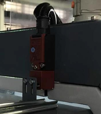 Фрезерный обрабатывающий центр SPITZEN SMC-1260F