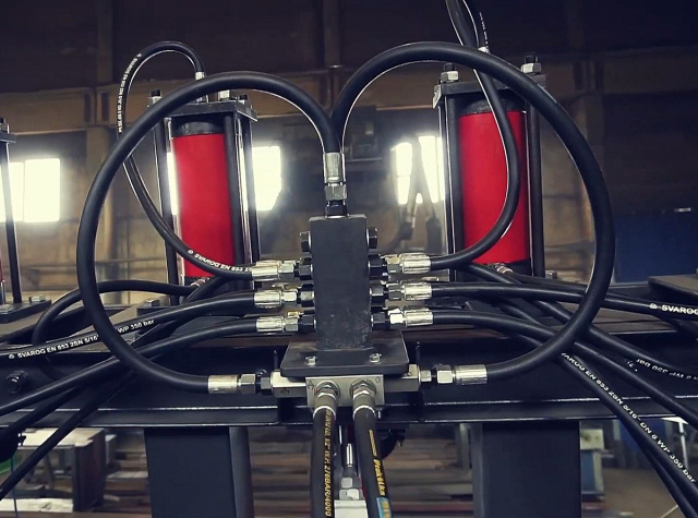 Прессы гидравлические для бруса IRONMAC Press 200/HP