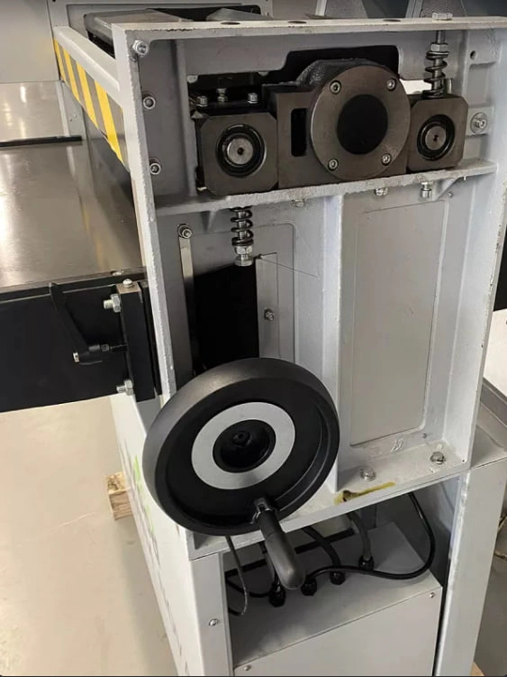 Рейсмусовый станок со спиральным валом и программатором МВ 104WМN, 106WМN, 108WМN, 1010WMN, 1013WМN