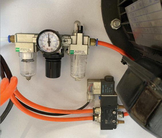 Ленточнопильный станок EcoWood BS 700 AUTO с подающим устройством