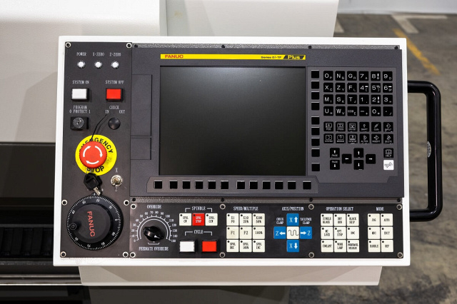 Токарный станок с ЧПУ KE50/1000 Fanuc