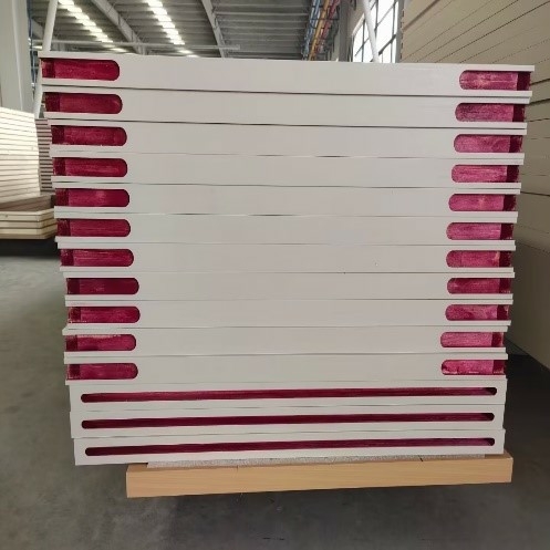 Обрабатывающий центр с ЧПУ Yuton YD-S2030