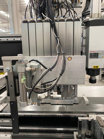 Автоматический сверлильно-присадочный центр с ЧПУ Beaver SWIFT Turbo 1200-HС