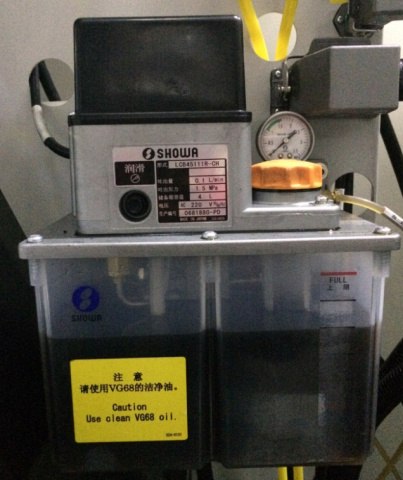 Фрезерные обрабатывающие центры SPITZEN SMC-1360 и SMC-1876