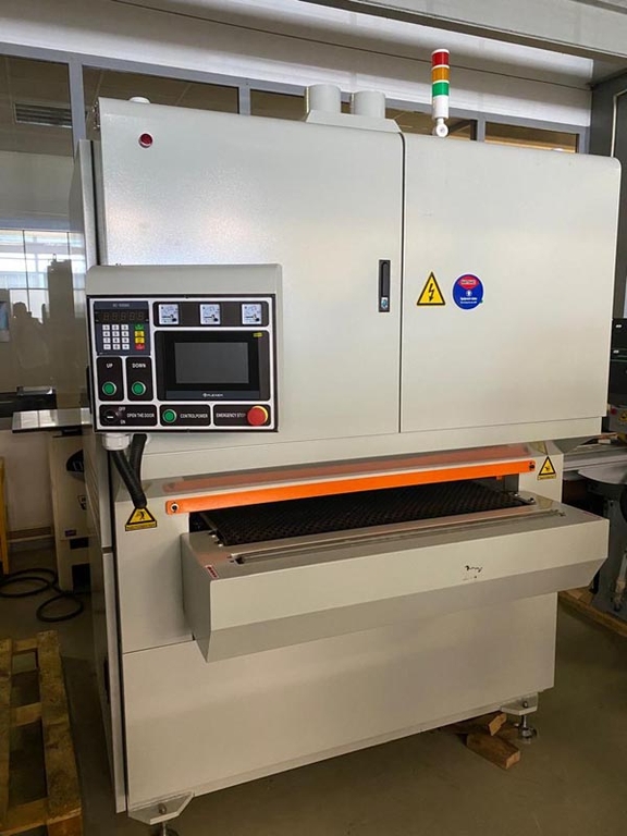 Калибровально-шлифовальный станок UA 1000 RRP