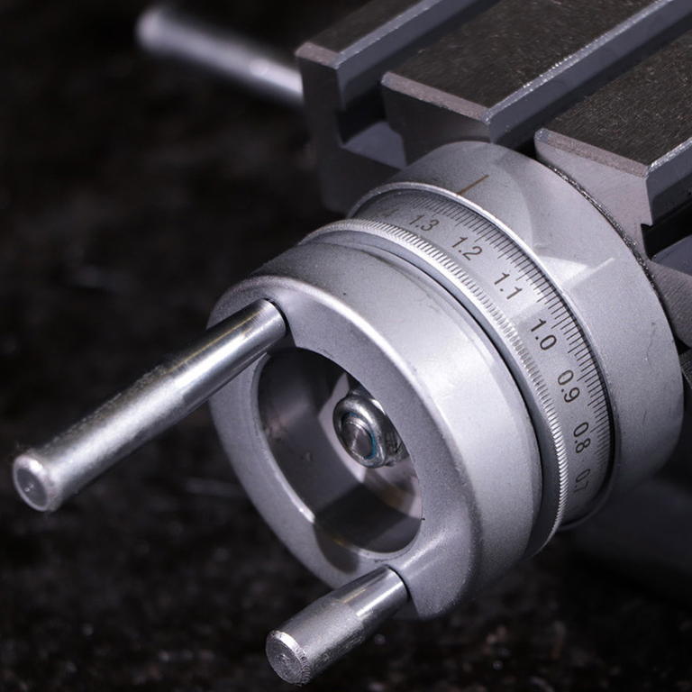 Стол 2-х координатный неповоротный Visprom KRS-185