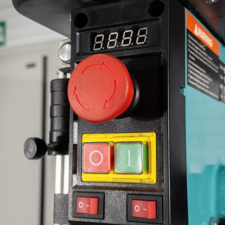 Сверлильный станок AURA CM-0116V/220 (10011610)