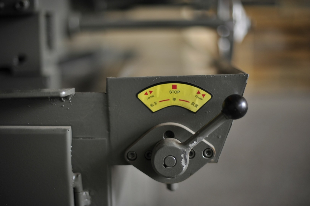 Ленточнопильный станок по металлу Ltt GB 4028