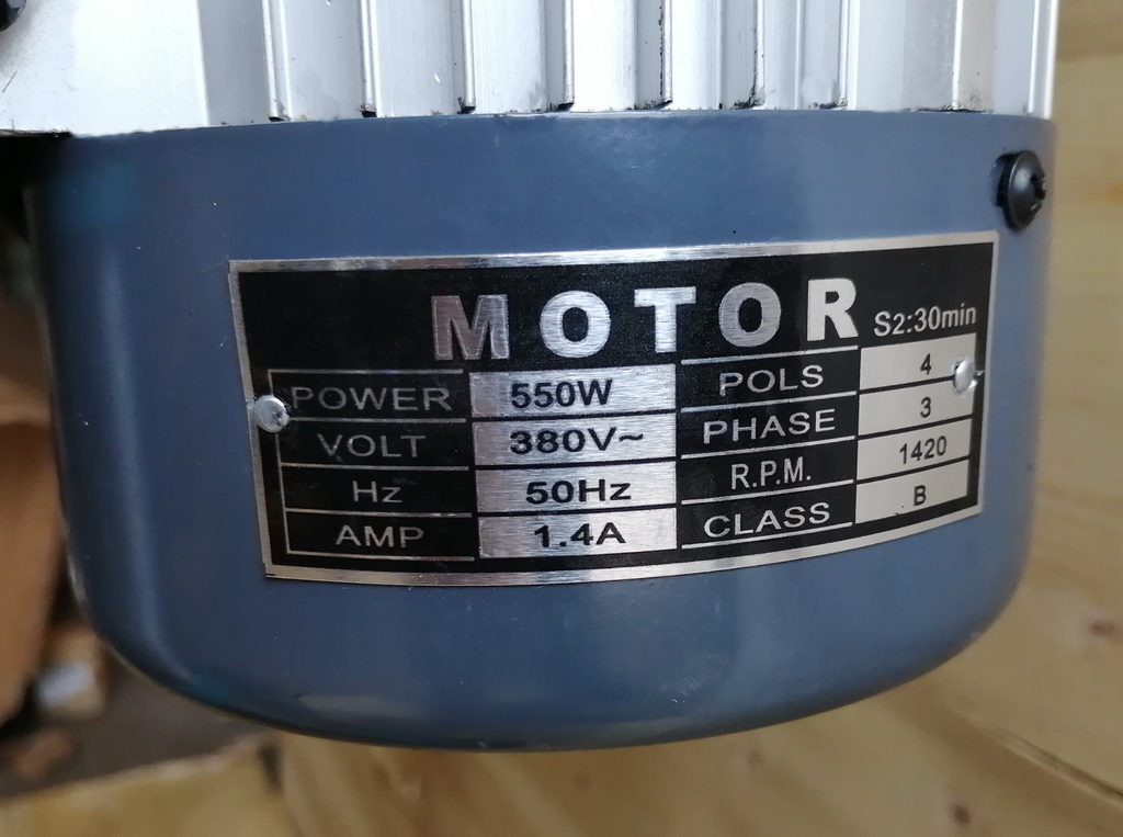 Настольный сверлильный станок AURA CM-1316/380 (10131630)