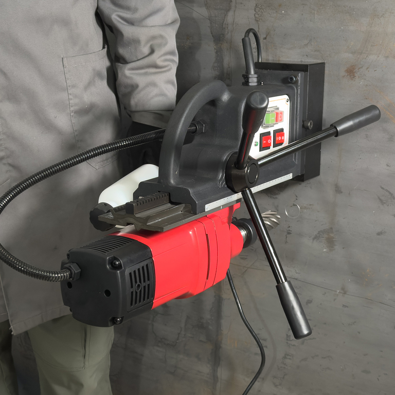 Магнитный сверлильный станок AURA MCM-55R (10705510)