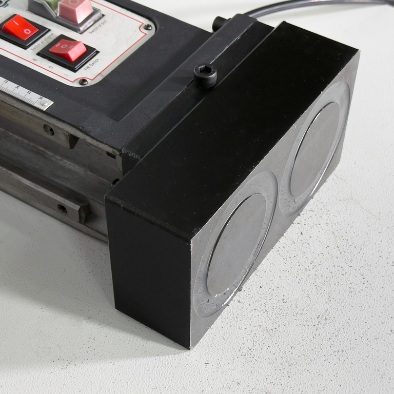 Магнитный сверлильный станок AURA MCM-100R (10710010)