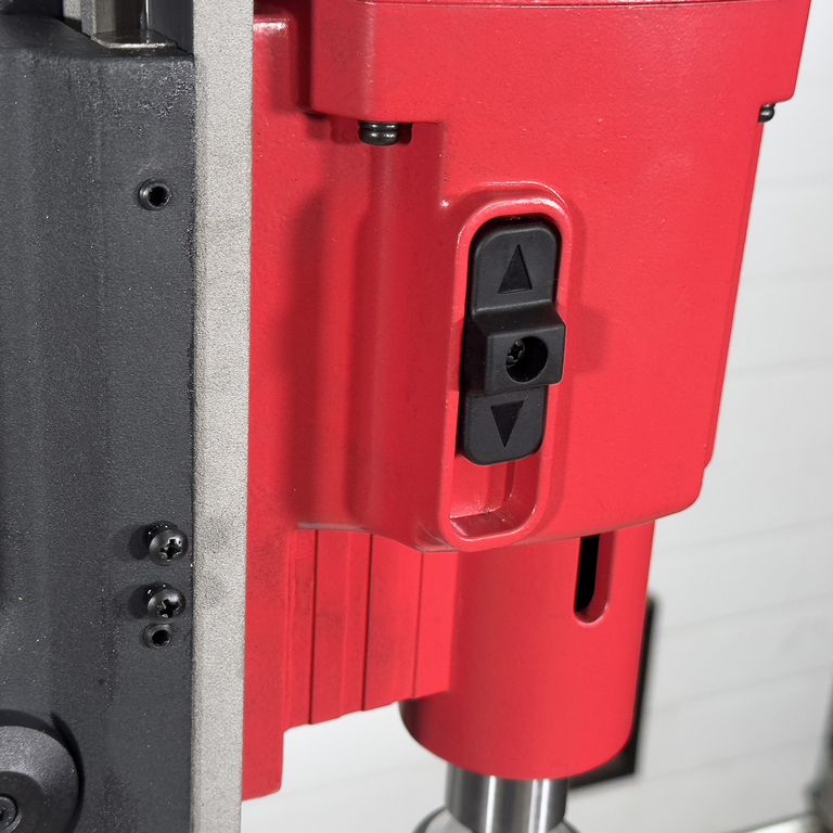 Магнитный сверлильный станок AURA MCM-100R (10710010)