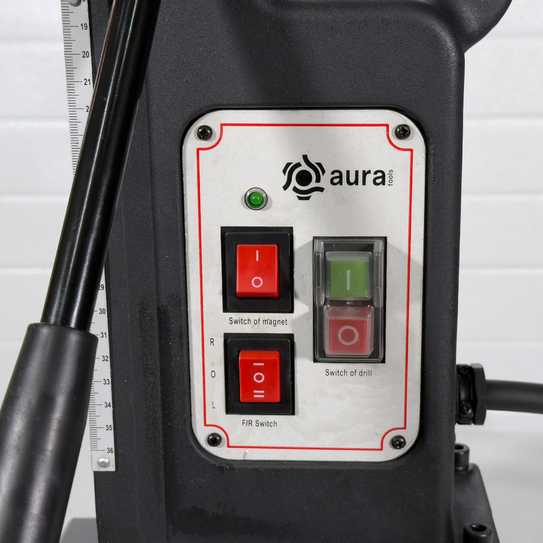 Магнитный сверлильный станок AURA MCM-100R (10710010)