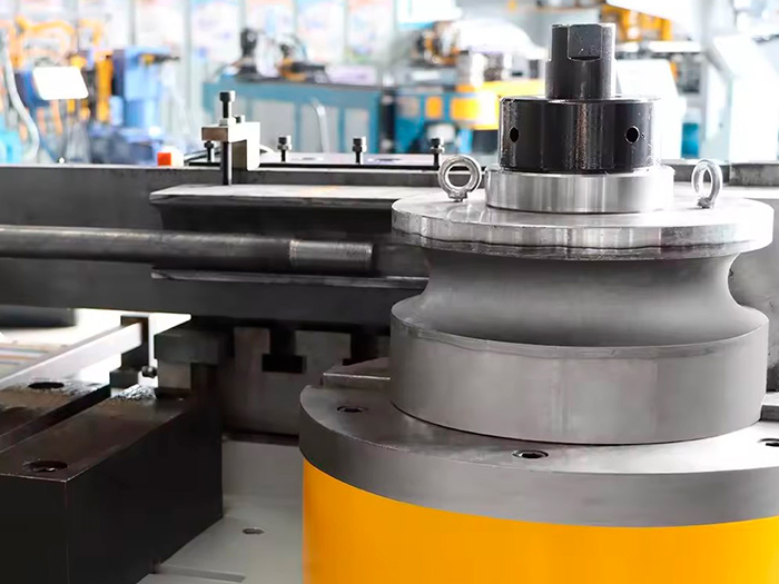 Автоматический трубогибочный станок с ЧПУ DW219CNC