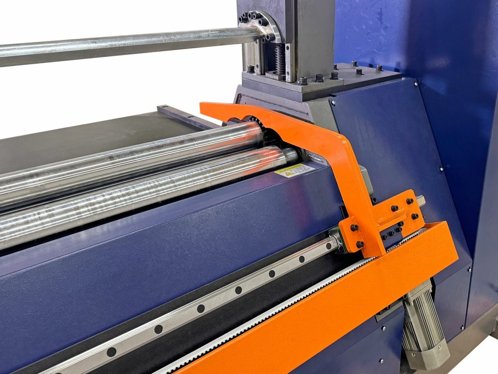 Автоматический вальцовочный станок FBM 1.5x1300