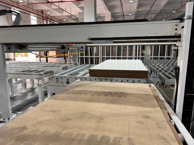 Раскроечный центр Nanxing NPL 380D