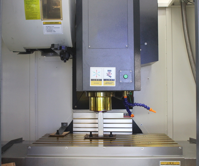 Фрезерный станок 4-х осевой MetalCraft VMC855 с ЧПУ Siemens 828D с датчиками Renishaw TS27R и OMP40 (VMC855.S.11/15.10.20.T.D.4)