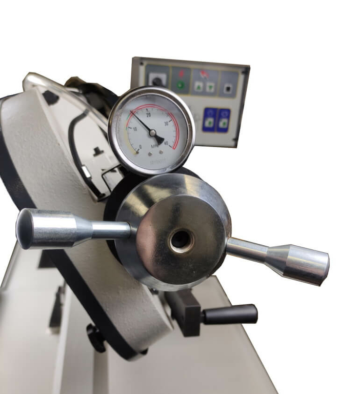 Ленточнопильный станок MetalMaster BSM-250 SAF