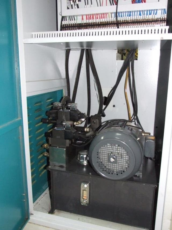 Гильотина для шпона LTT MDQ260