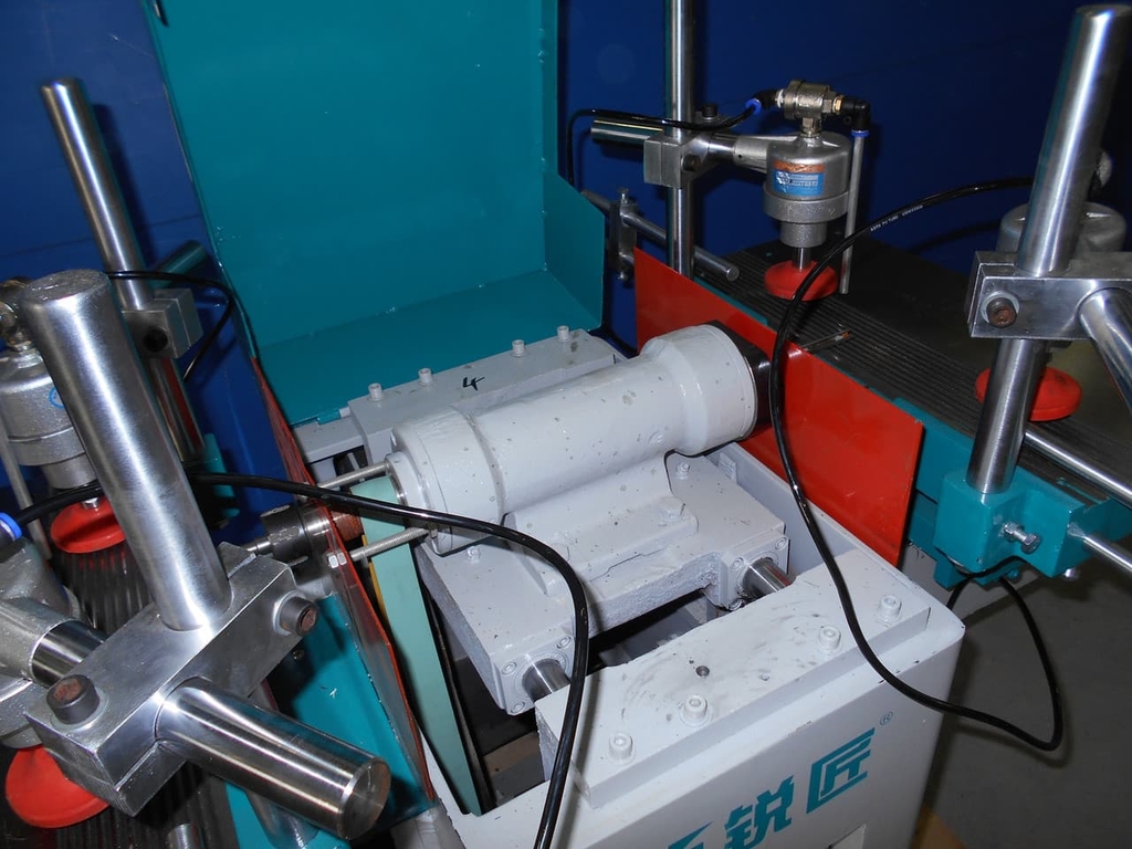 Сверлильно-пазовальный станок LTT MS3112