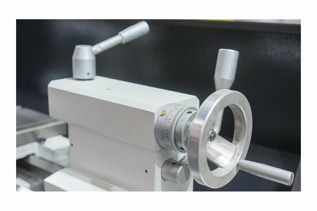 Станок токарный Stalex D280x700С