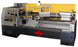 Универсальный токарный станок 16Г20АС-1,0/2000