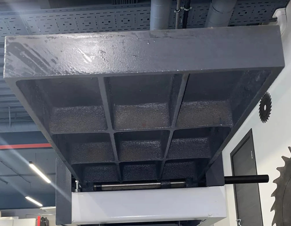 Фуговальный станок со спиральным валом SF 400WN