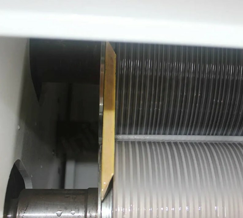 Автоматический двухсторонний клеенаносящий станок GS13B