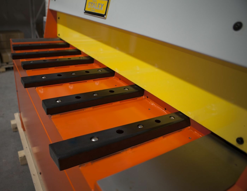 Гильотина электромеханическая STALEX Q11-4х2550NC (386105)