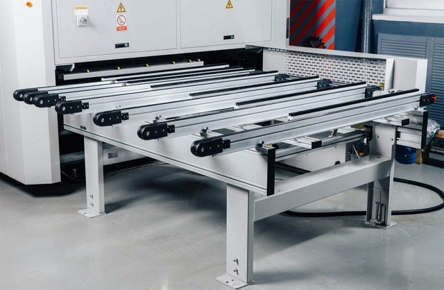 Сверлильно-присадочный центр с ЧПУ Beaver SWIFT Turbo PRO 1200-2HA