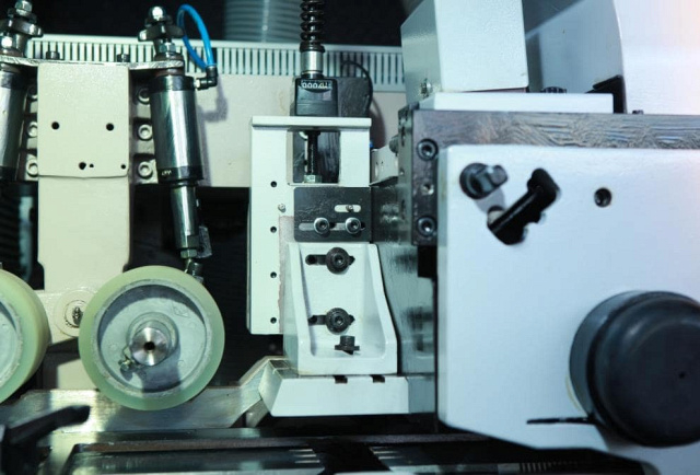 Четырехсторонний продольно-фрезерный станок QUADRO 923 Ultra