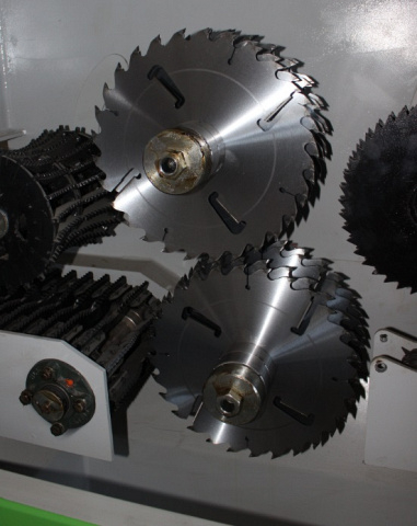 Бревнопильный станок EcoWood CBS-350