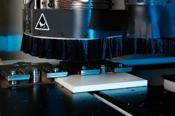 Сверлильно-присадочный центр с ЧПУ KDT KD-610NH