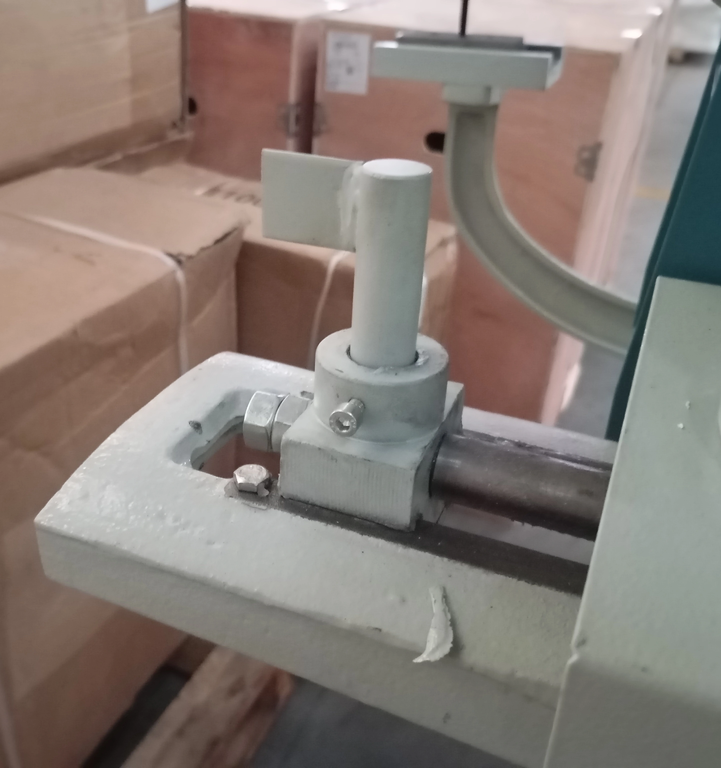 Токарный станок с копиром MAS MC3038