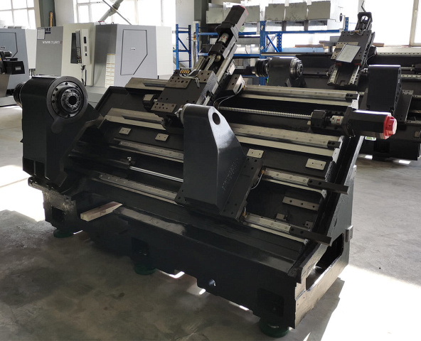 Токарный центр с наклонной станиной и приводным инструментом 45/500S+