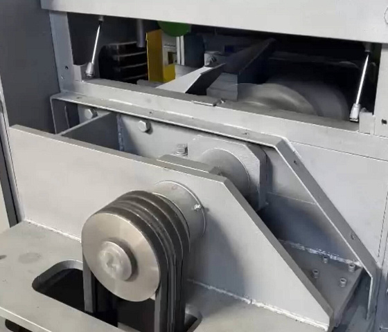 Фрезерно-пильный станок для тонкомера EcoWood UFP-260