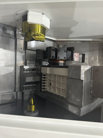 Токарно-фрезерный обрабатывающий центр IRONMAC KTL 56MY/500