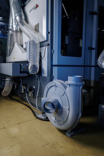 Автоматический плоско-шлифовальный станок QCMAC SAF1300B-3A