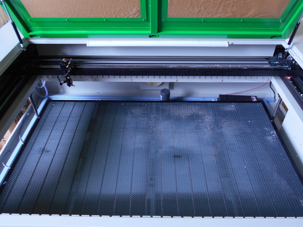 Станок лазерно-гравировальный с чпу LTT-Z1610