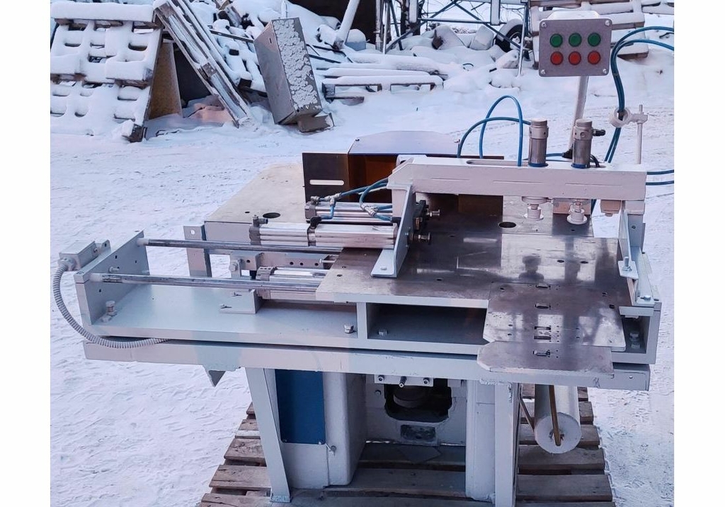 Фрезерный станок ФСШ-1А (Д) б/у пневматика на каретку