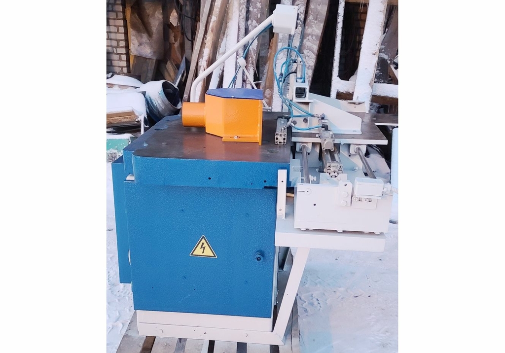 Фрезерный станок ФСШ-1А (Д) б/у пневматика на каретку