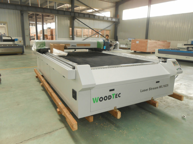 Лазерно-гравировальный станок с чпу WoodTec LaserStream WL 1625