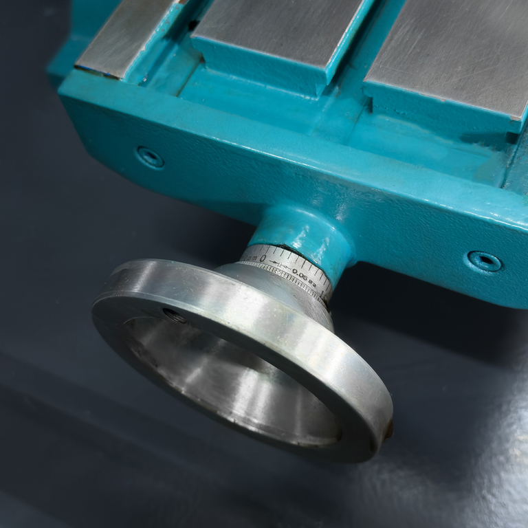 Фрезерный станок с ЧПУ AURA FM-20 CNC (25020100)