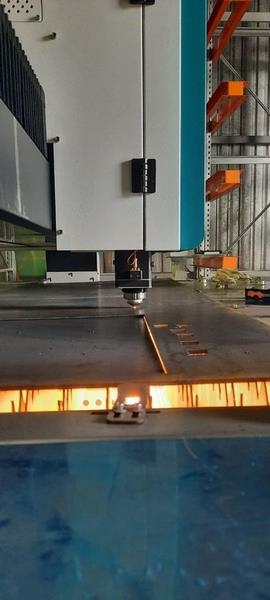 Оптоволоконный лазерный станок для резки металла MetalTec 1530 BL (MAX-1000 W)