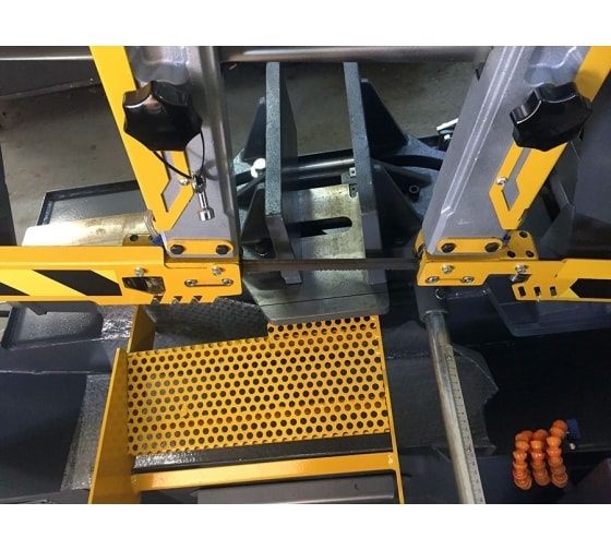 Полуавтоматический ленточнопильный станок Kesmak KMY 280