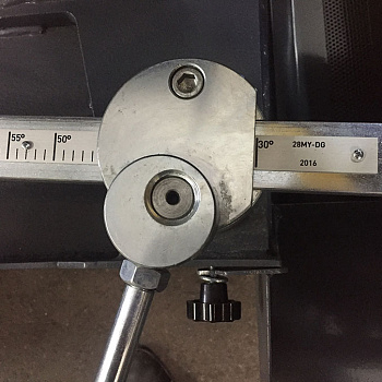 Полуавтоматический ленточнопильный станок Kesmak KMY DG 280